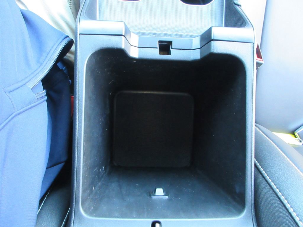 Used 2025 Jeep Grand Cherokee L Limited w/ Trailer Tow Package image 28