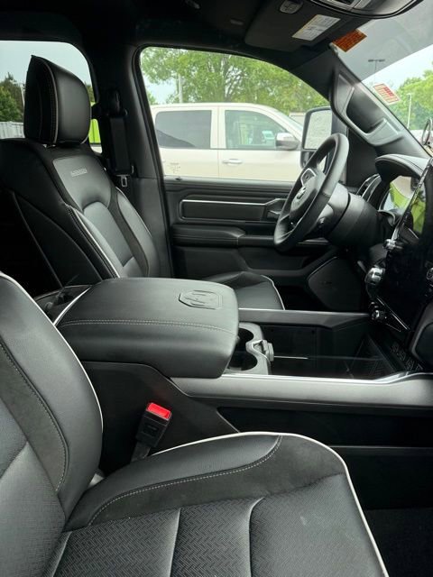 Used 2025 RAM 1500 Laramie w/ Night Edition AWD/4WD image 10