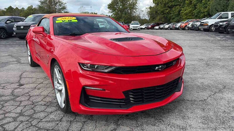 Used 2020 Chevrolet Camaro SS image 2