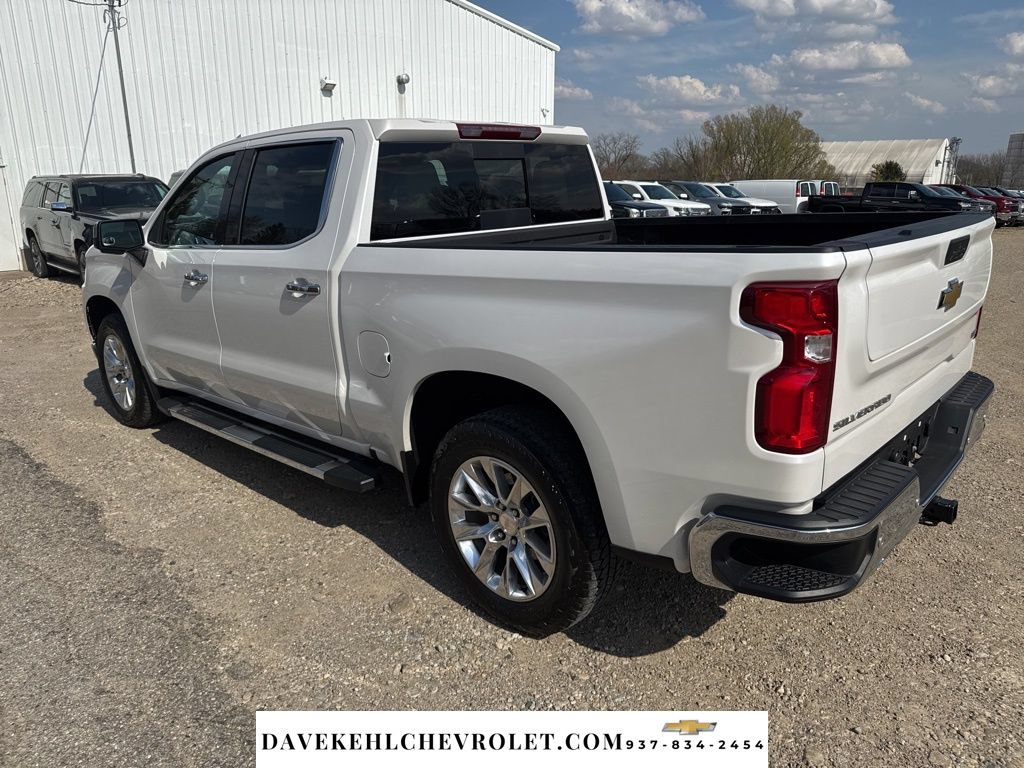 Certified 2022 Chevrolet Silverado 1500 LTZ w/ LTZ Premium Package AWD/4WD image 3