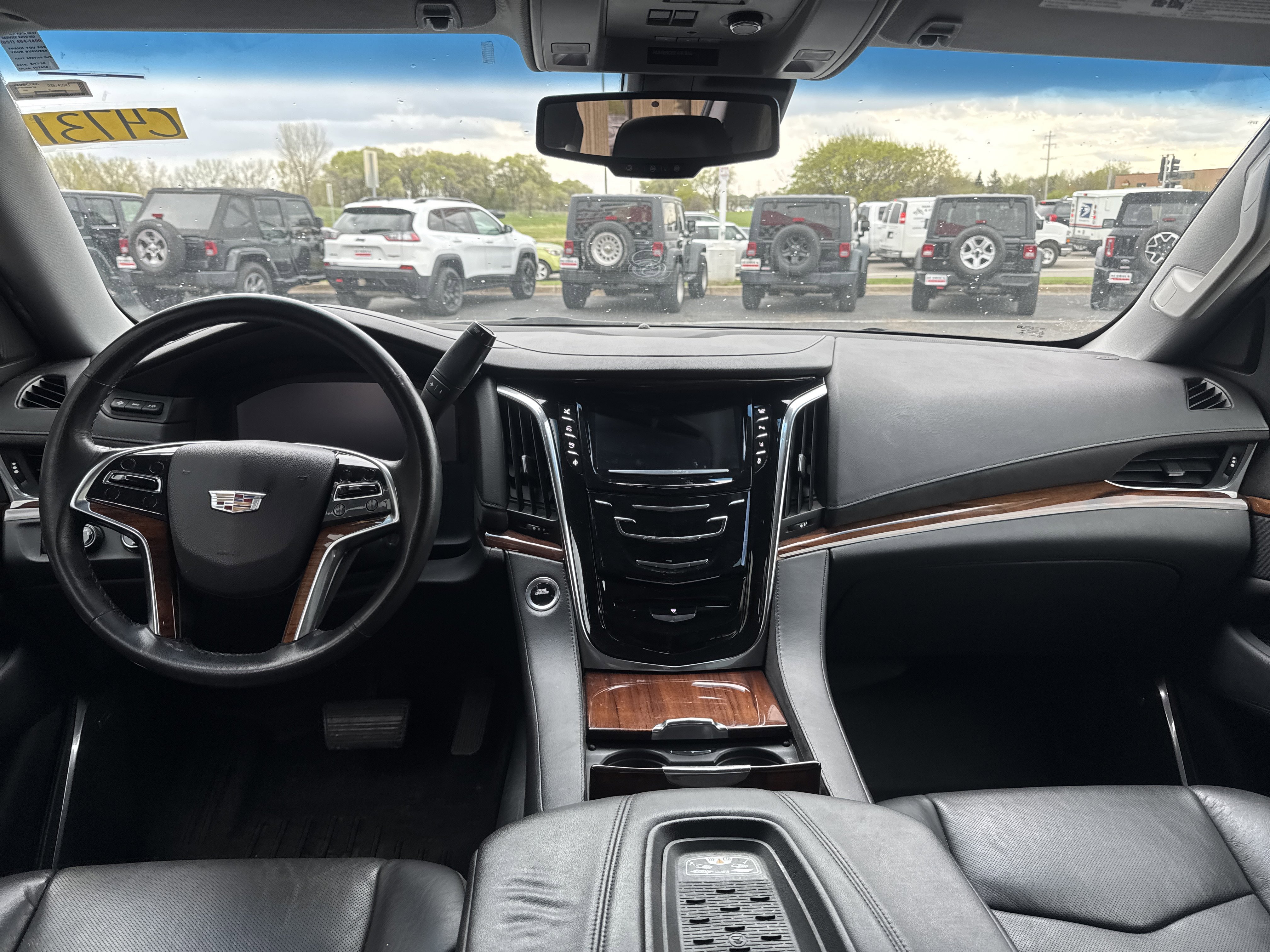 Used 2015 Cadillac Escalade ESV Premium AWD/4WD image 4