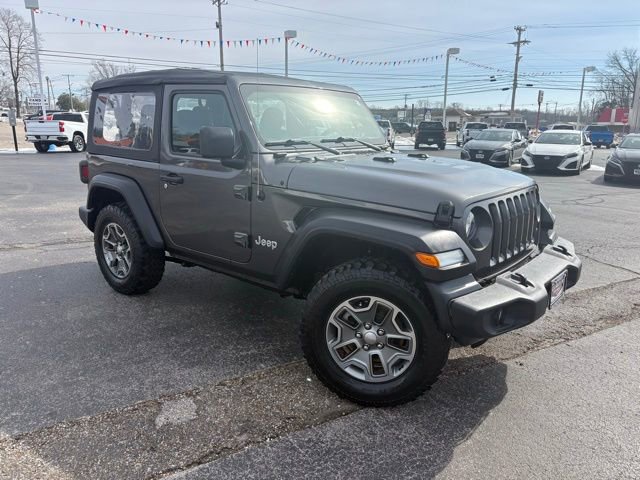 Used 2019 Jeep Wrangler Sport image 3