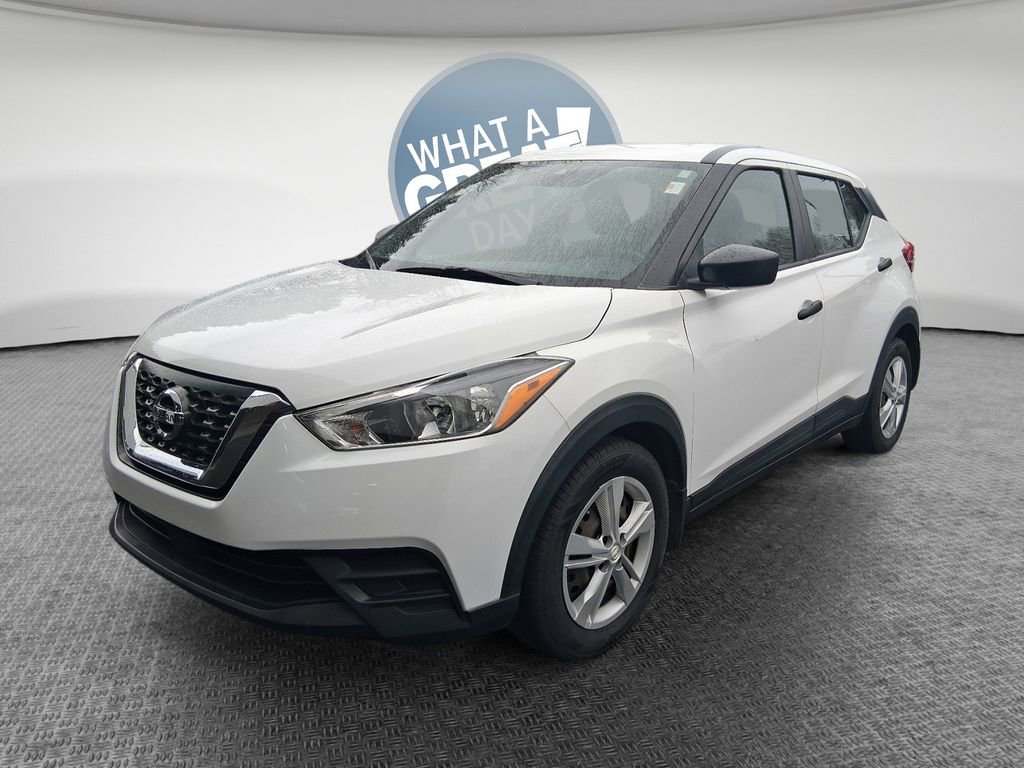 Used 2020 Nissan Kicks S image 8