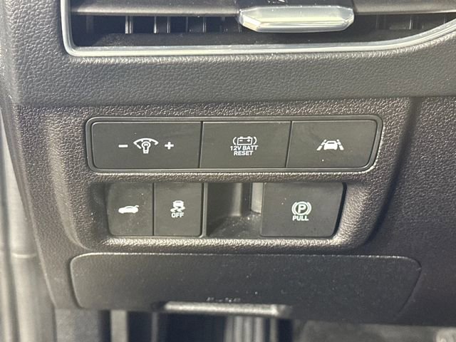 Used 2022 Hyundai Sonata Limited w/ Cargo Package image 19