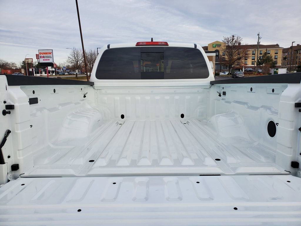 New 2026 Nissan Frontier S image 8