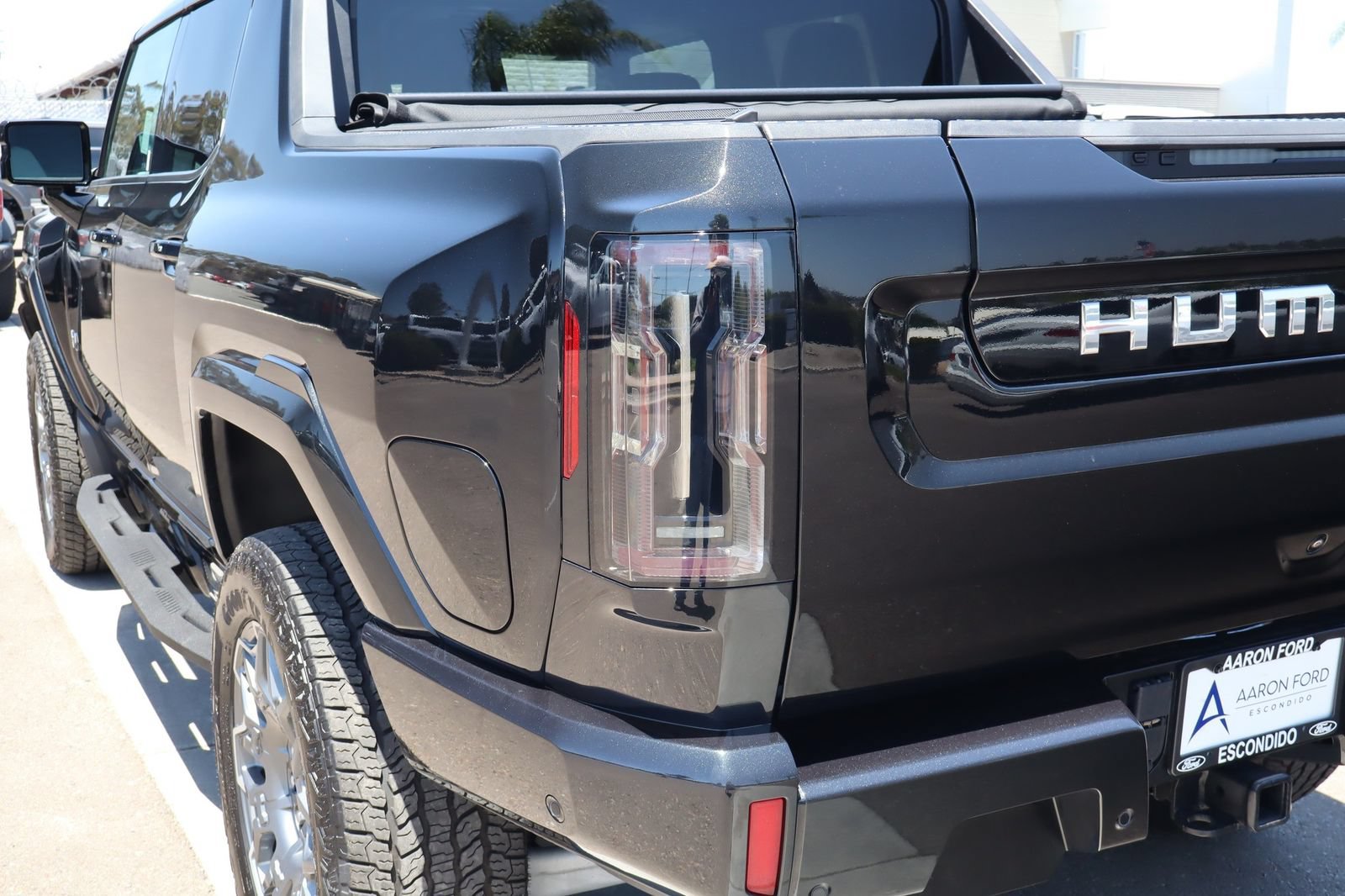 Used 2025 GMC Hummer EV 3X AWD/4WD image 16