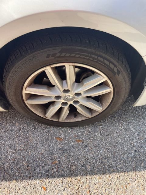 Used 2014 Toyota Avalon XLE image 7