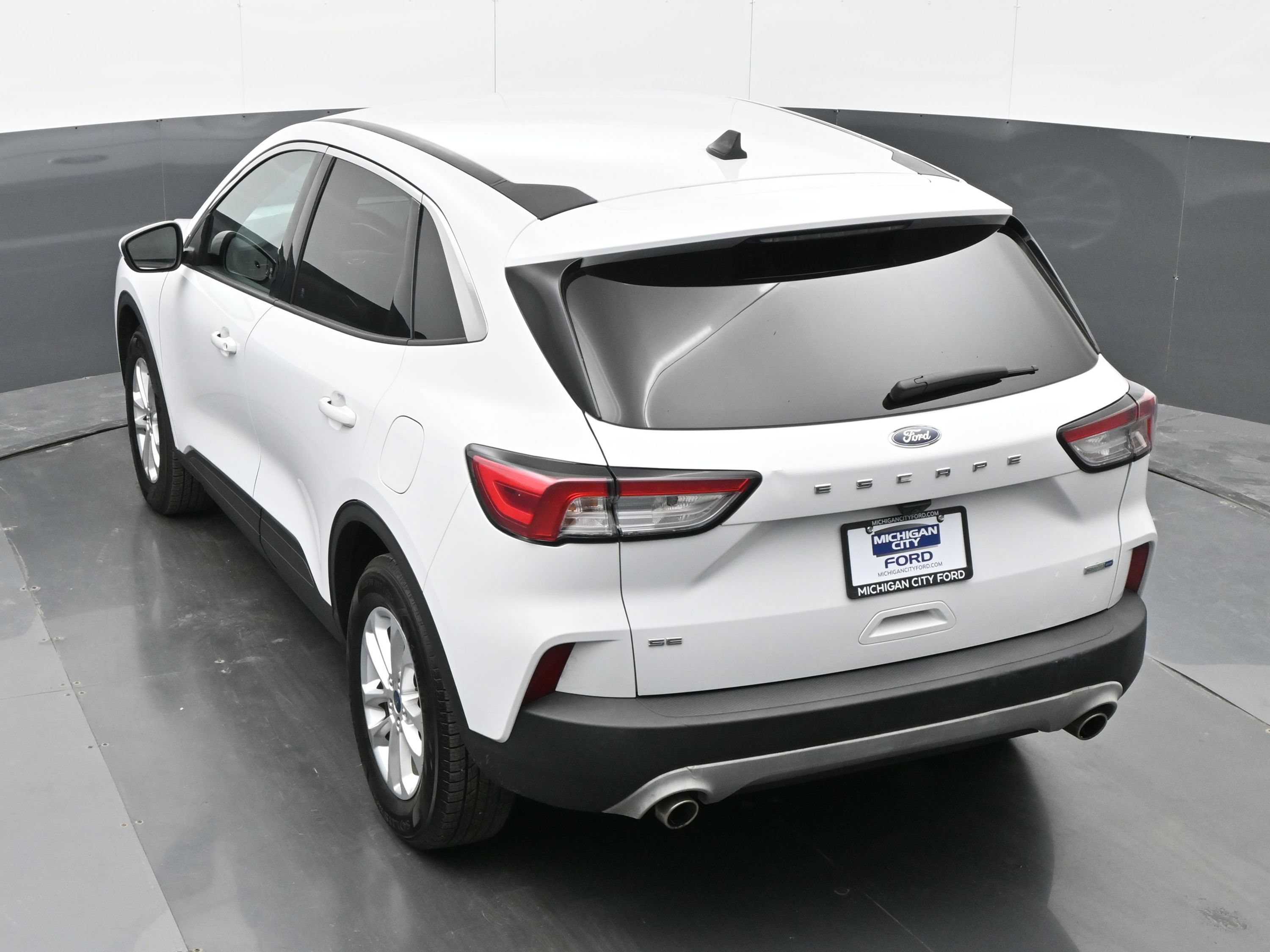 Used 2020 Ford Escape SE AWD/4WD image 42