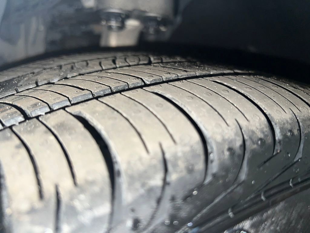 Used 2020 Genesis G90 5.0 Ultimate image 32