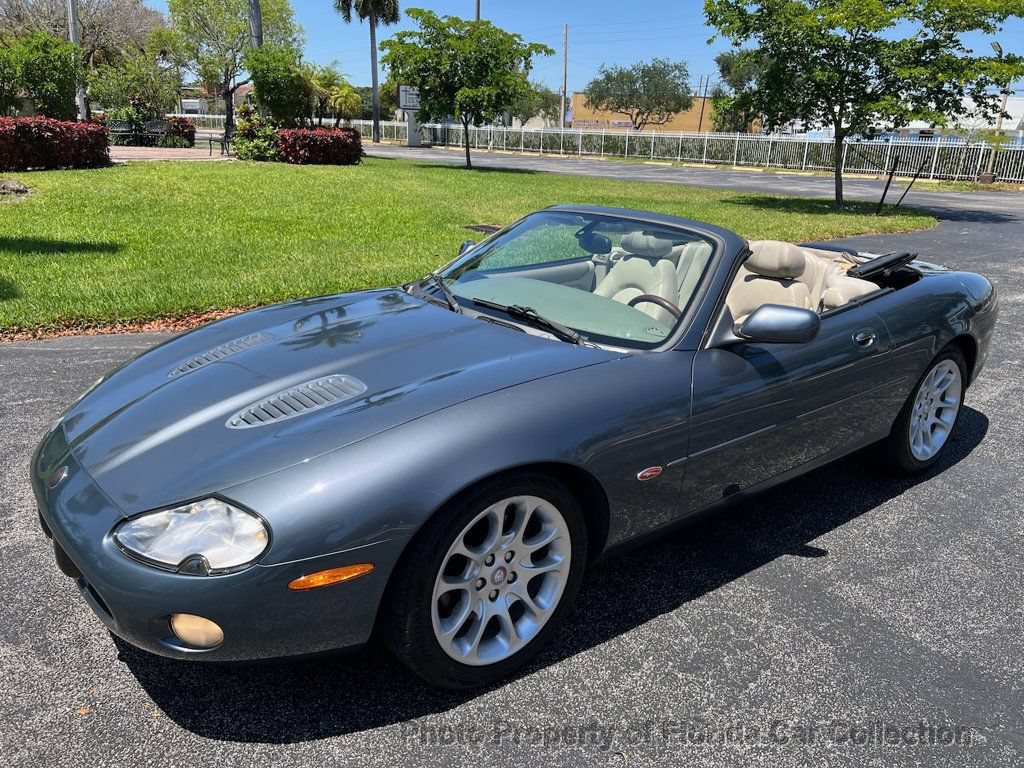 Used 2001 Jaguar XKR Convertible RWD image 1