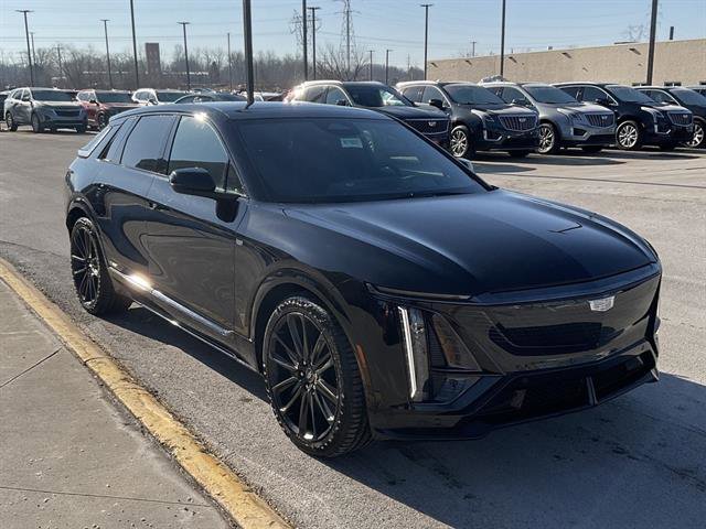 New 2026 Cadillac Lyriq V image 8