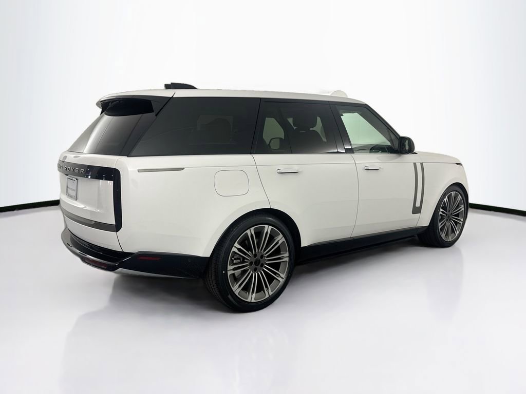 New 2026 Land Rover Range Rover SE image 5