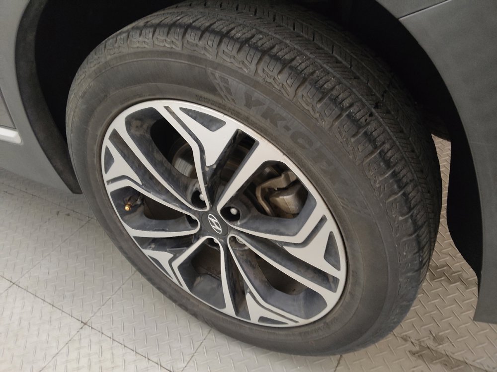 Used 2020 Hyundai Santa Fe SEL w/ Cargo Package FWD image 31