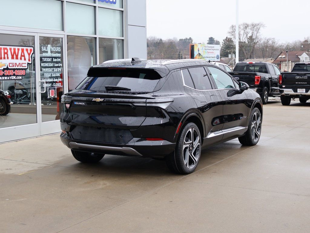 New 2026 Chevrolet Equinox EV LT FWD image 3