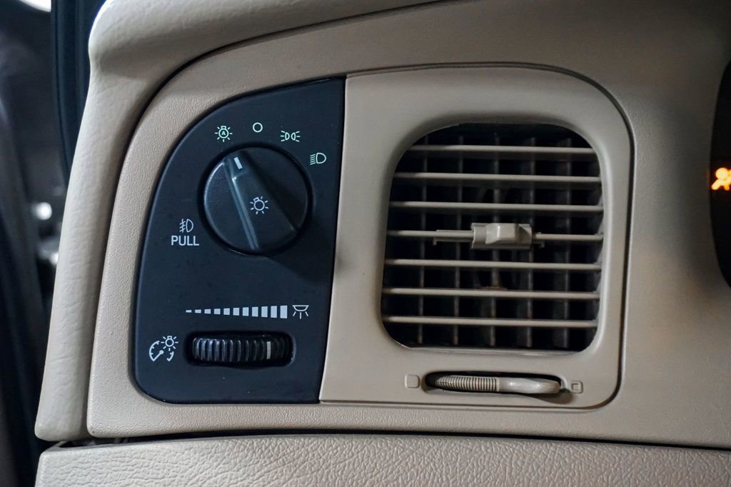 Used 2006 Mercury Grand Marquis LS image 54