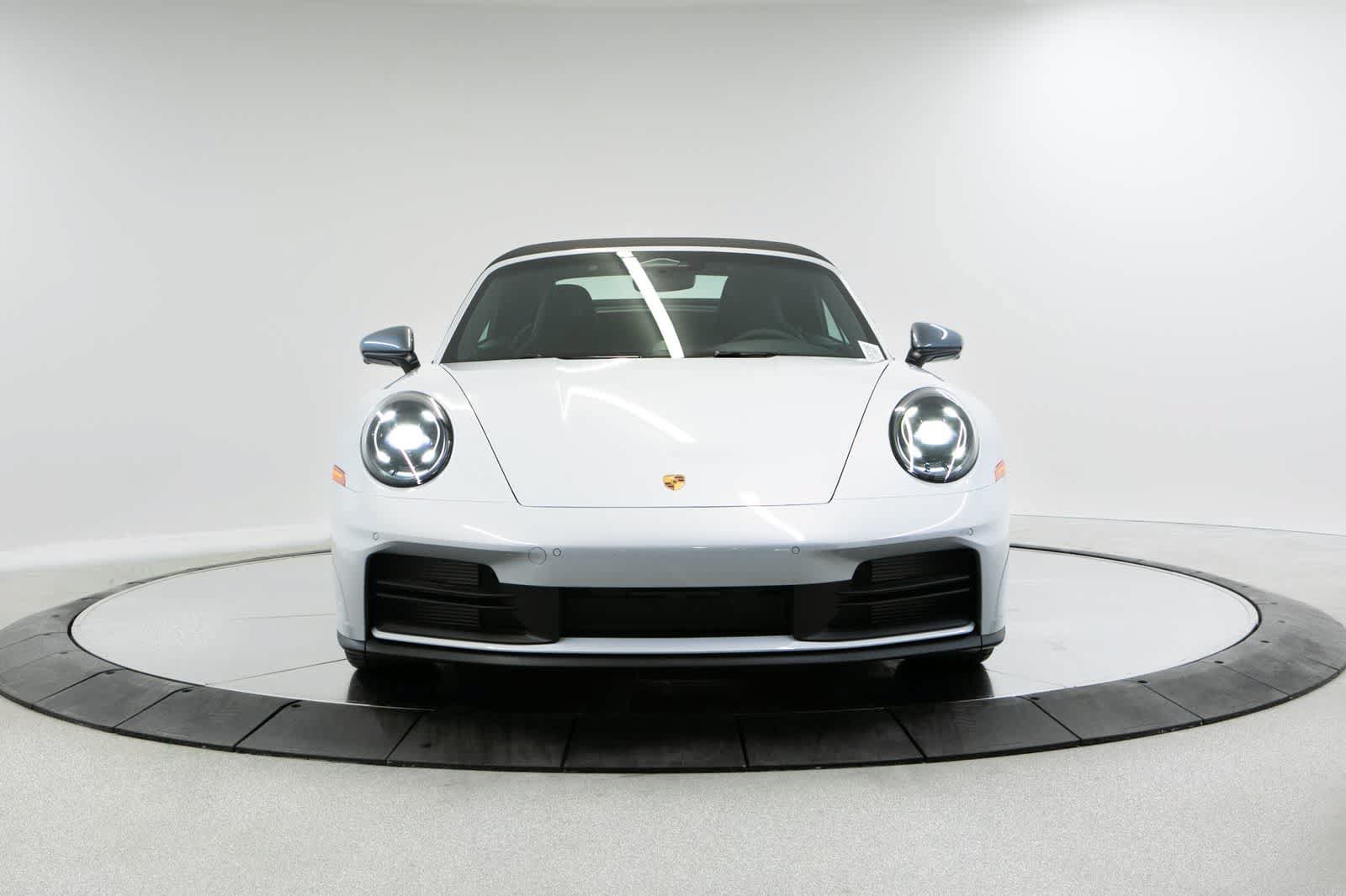 New 2026 Porsche 911 Carrera T RWD image 10
