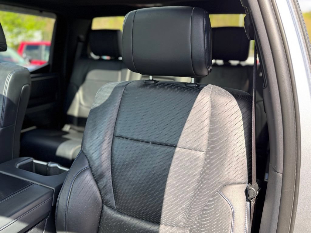Used 2024 Toyota Tundra Platinum AWD/4WD image 10