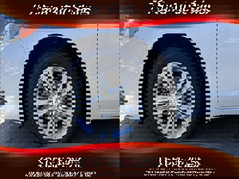 Used 2013 Acura ILX image 19