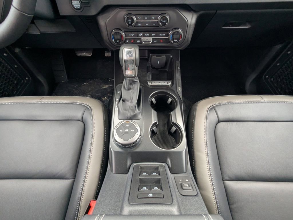 New 2026 Ford Bronco Outer Banks image 19