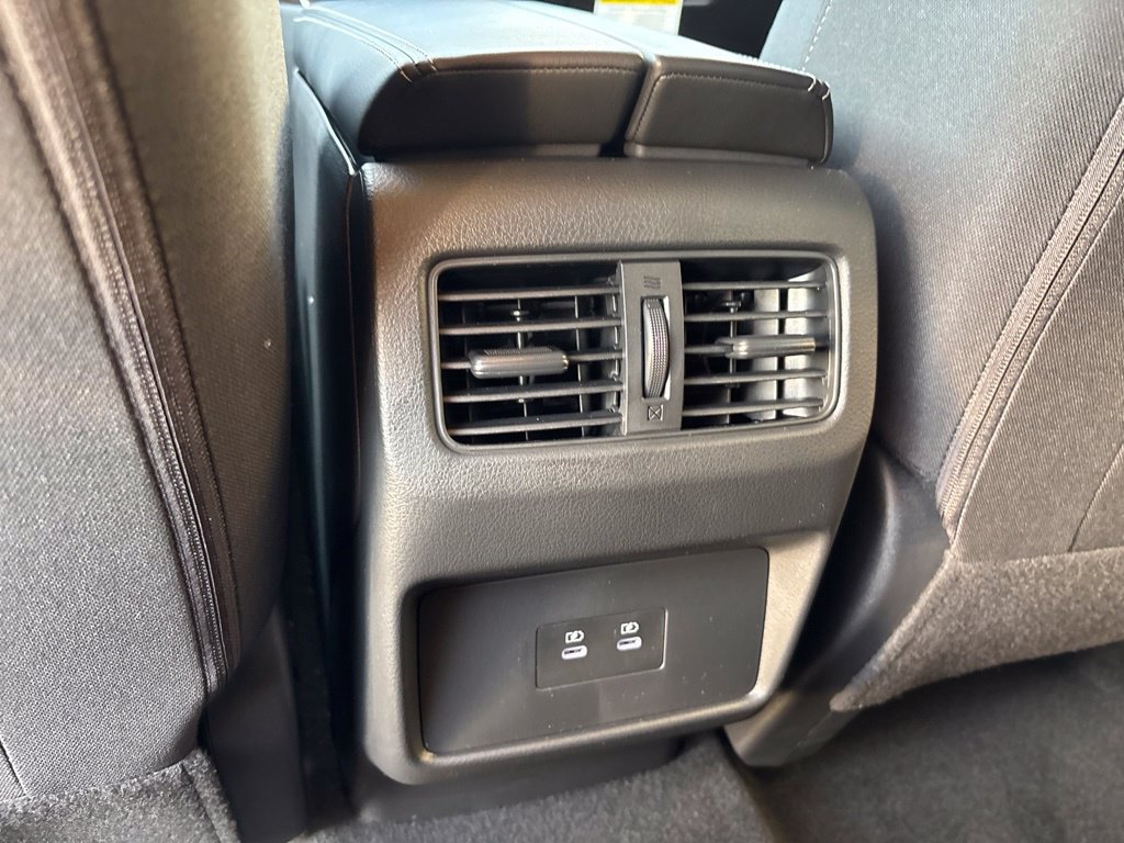 Certified 2026 Nissan Rogue SV AWD/4WD image 21