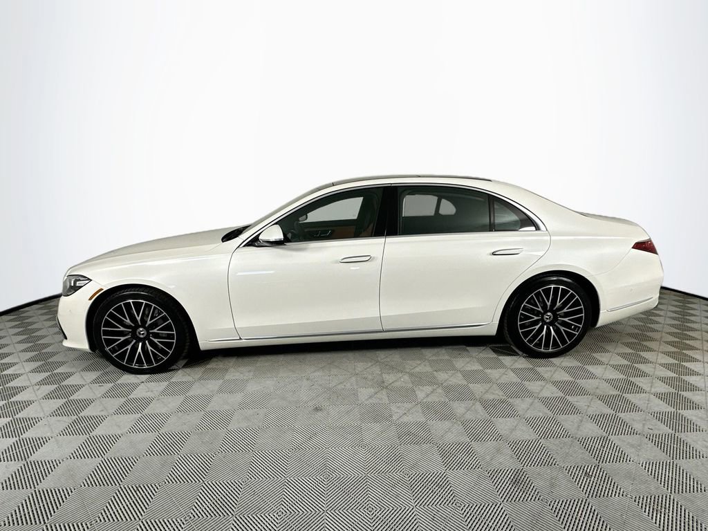 Used 2021 Mercedes-Benz S 580 4MATIC Sedan image 4