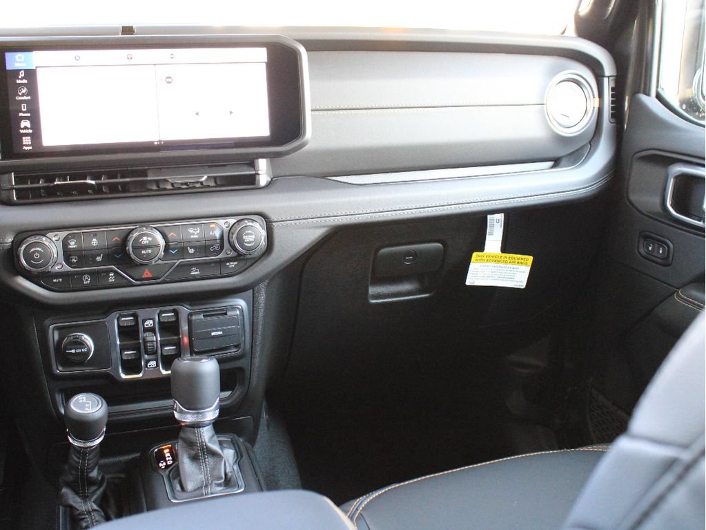 New 2026 Jeep Gladiator Mojave AWD/4WD image 23