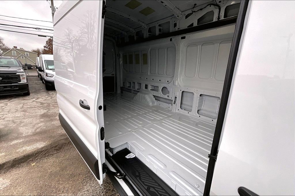 New 2026 Ford Transit 350 148 High Roof Extended image 12