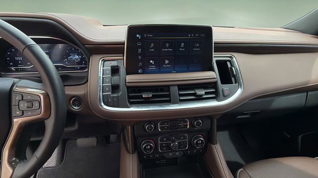 Used 2024 Chevrolet Tahoe High Country AWD/4WD image 31