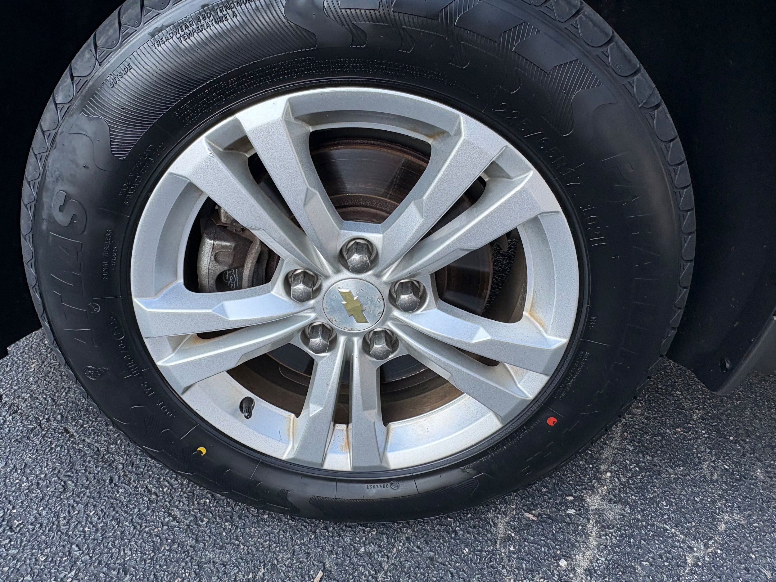 Used 2012 Chevrolet Equinox LT w/ Driver Convenience Package AWD/4WD image 9