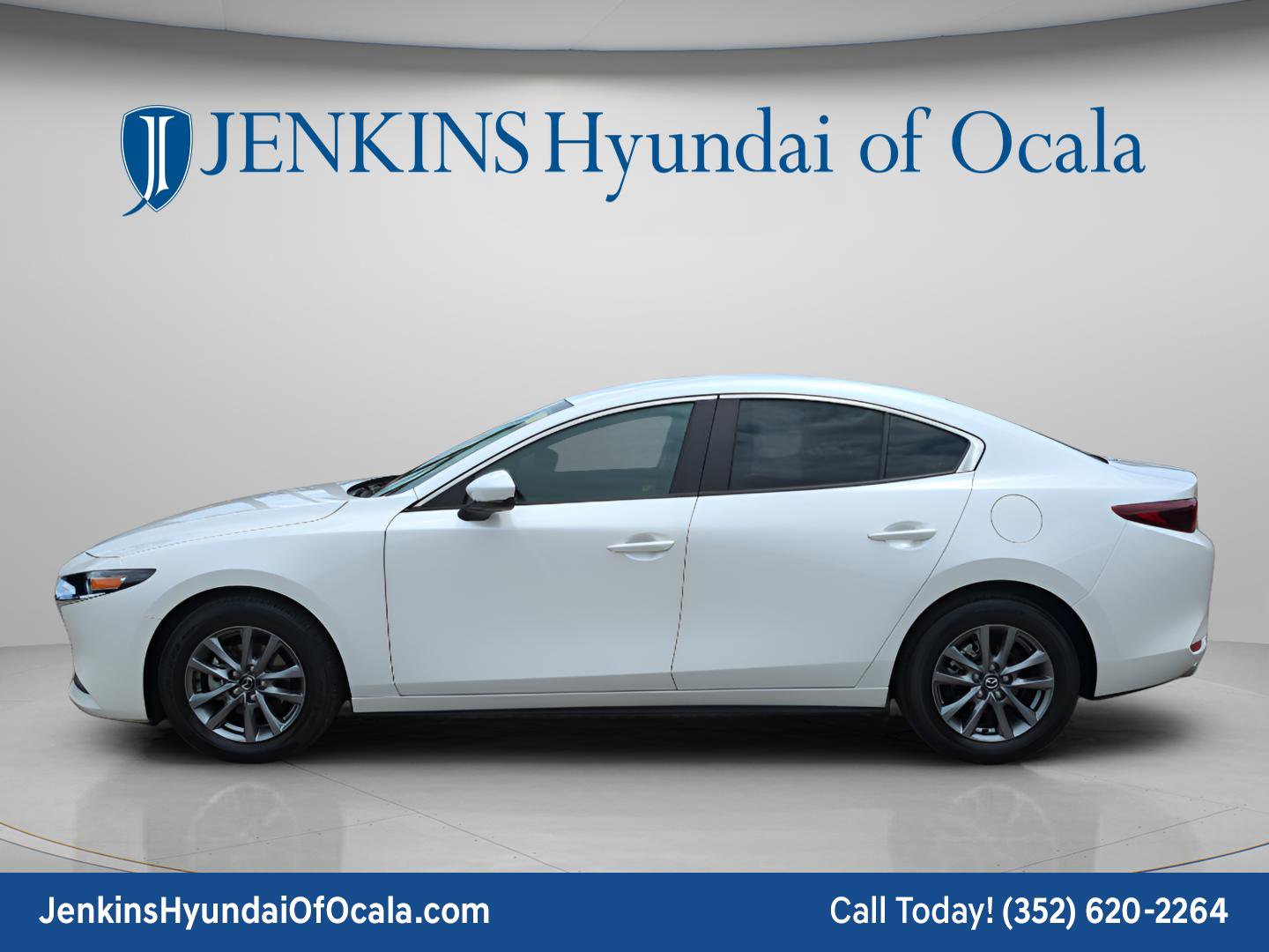 Used 2024 MAZDA MAZDA3 s FWD image 6