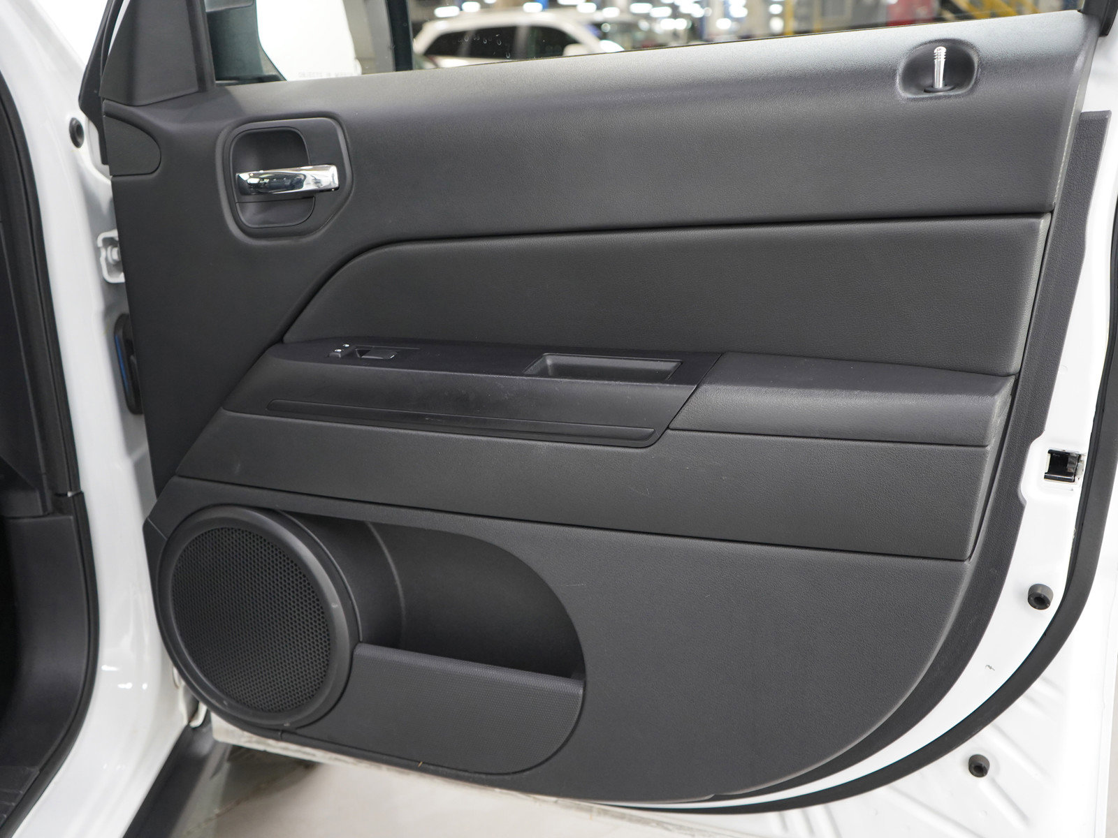Used 2015 Jeep Patriot High Altitude image 9