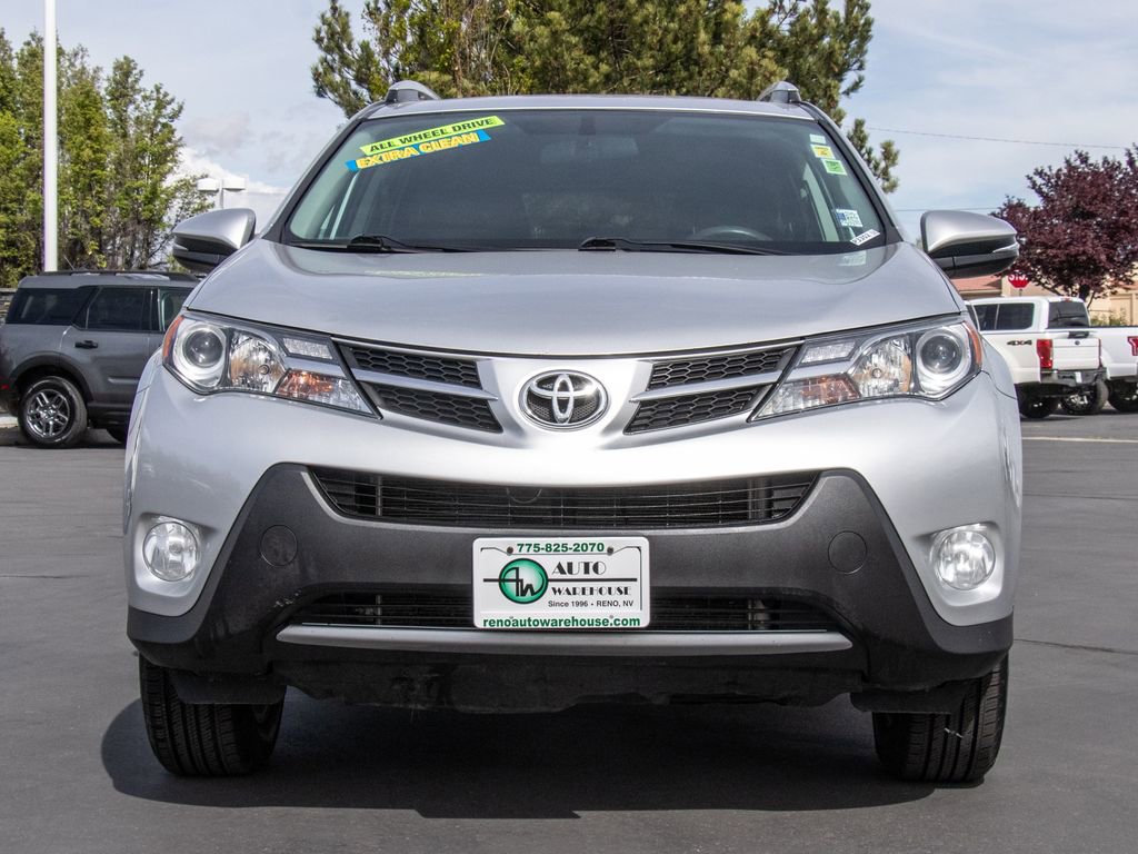 Used 2014 Toyota RAV4 XLE AWD/4WD image 2