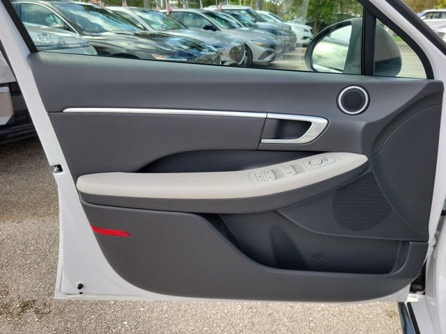 Certified 2023 Hyundai Sonata SEL FWD image 16