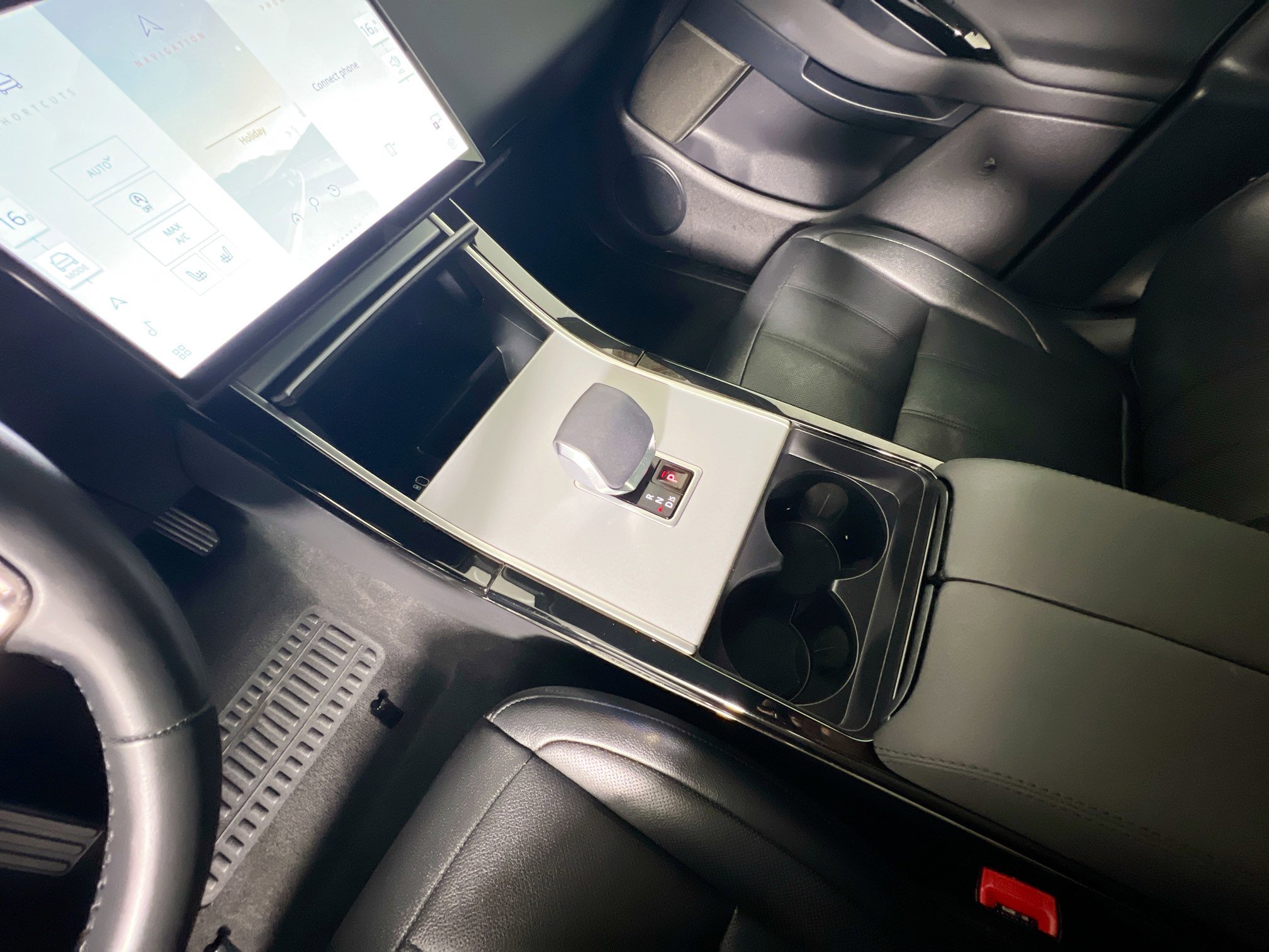 Used 2024 Land Rover Range Rover Evoque S image 26