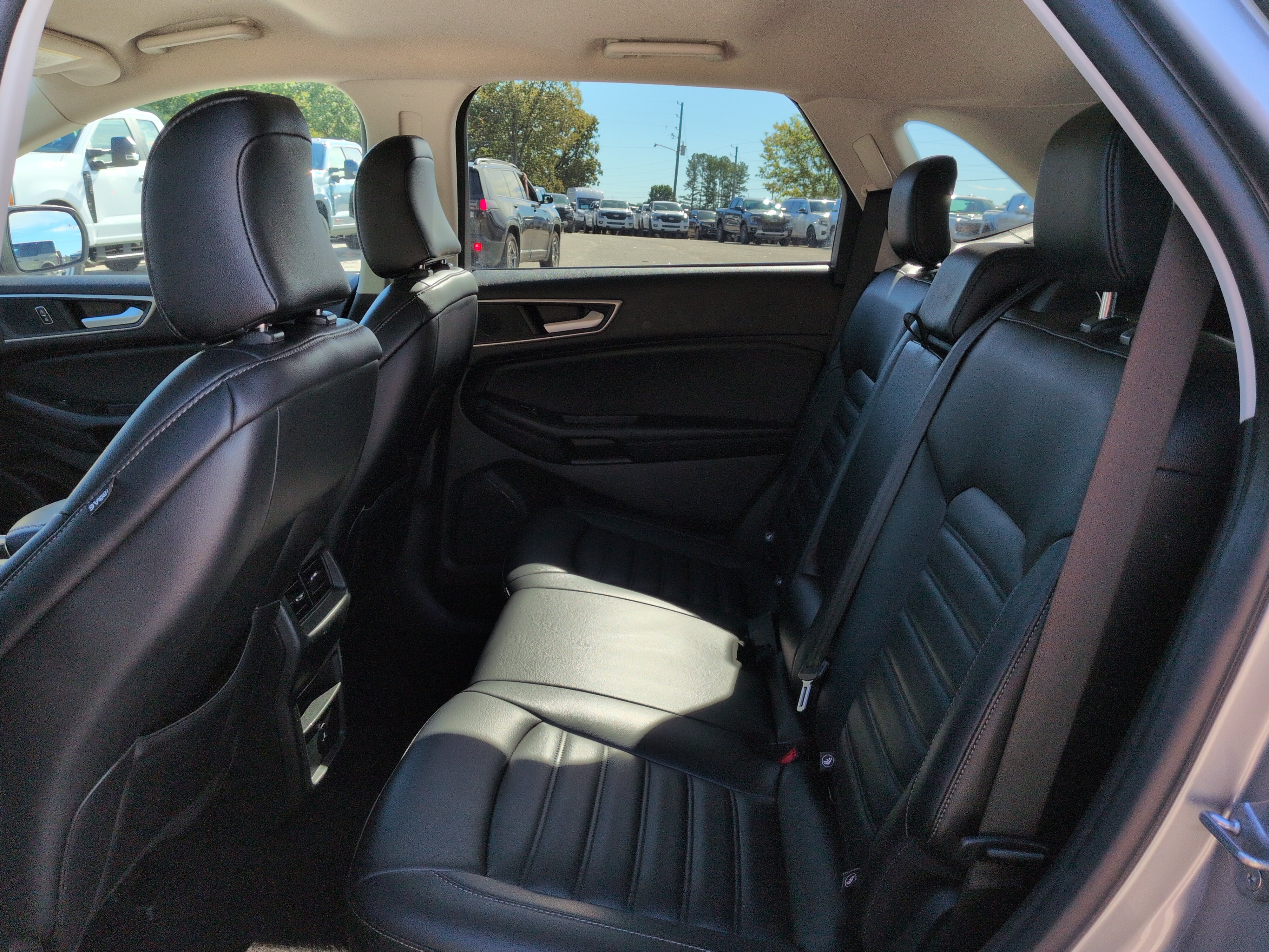 Certified 2024 Ford Edge SEL AWD/4WD image 12