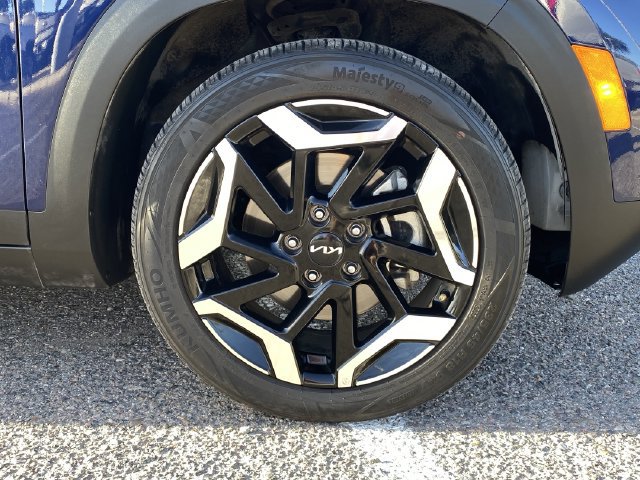 Used 2024 Kia Seltos SX w/ SX Sunroof Package AWD/4WD image 11