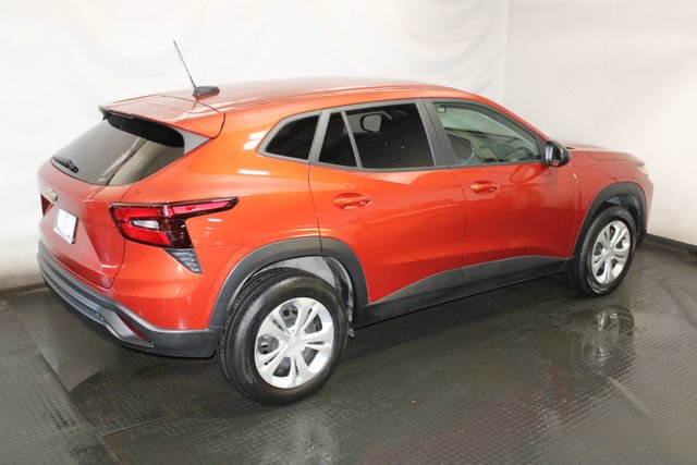 Used 2024 Chevrolet Trax LS FWD image 5