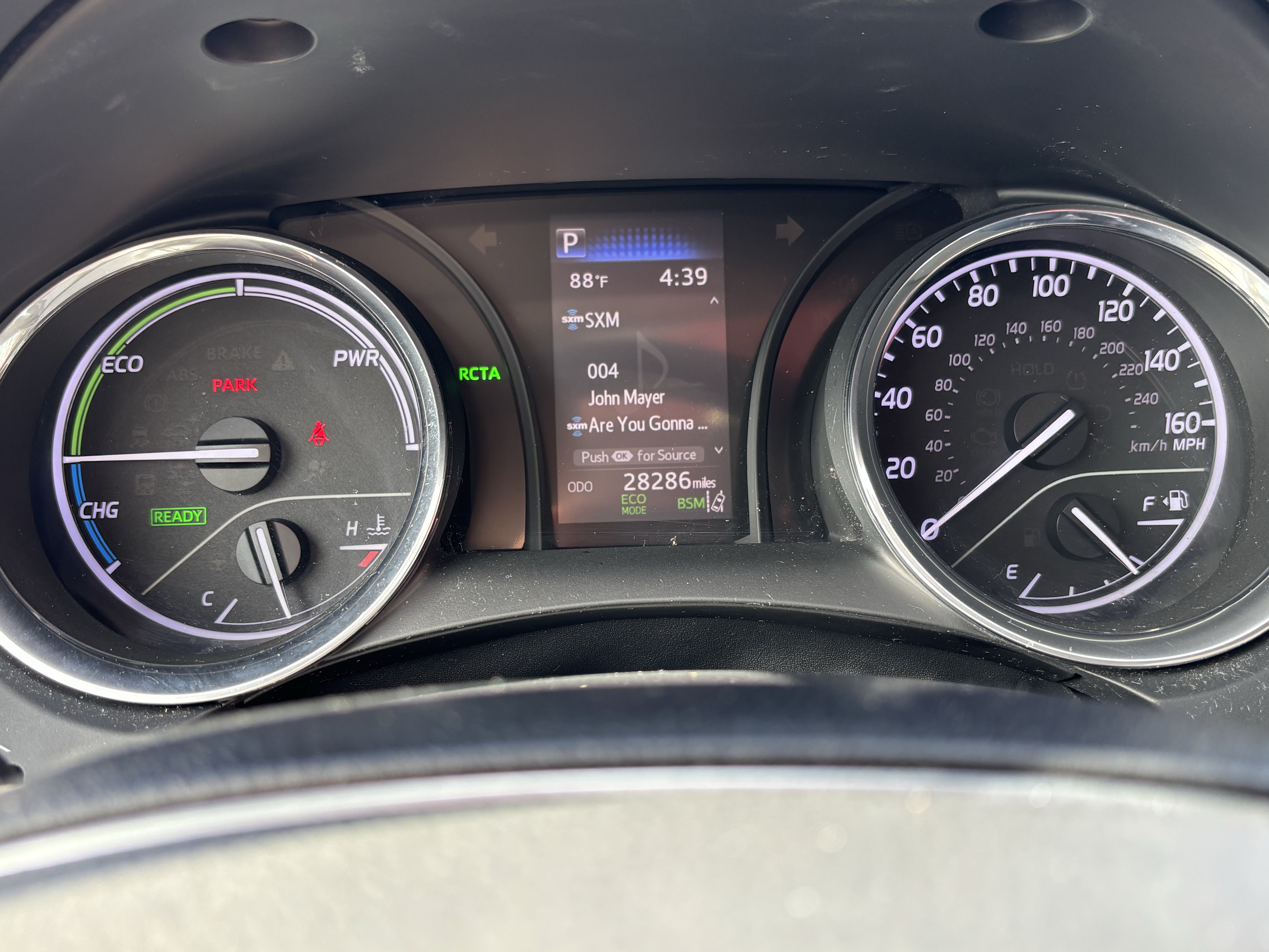Used 2019 Toyota Camry SE w/ Audio Package FWD image 18