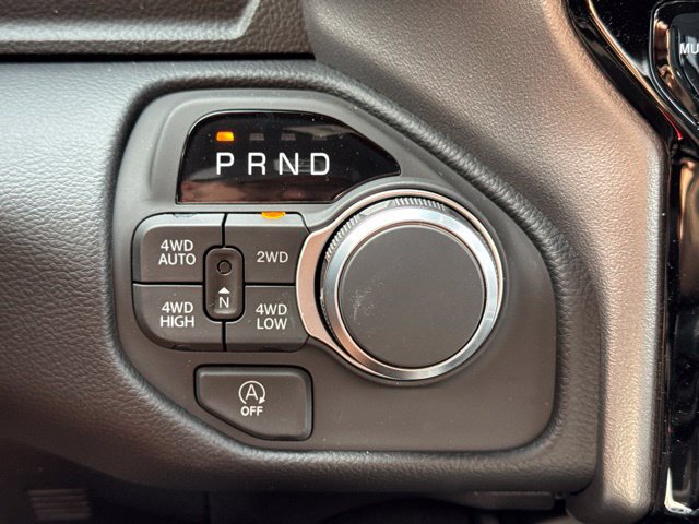 New 2026 RAM 1500 Big Horn AWD/4WD image 16