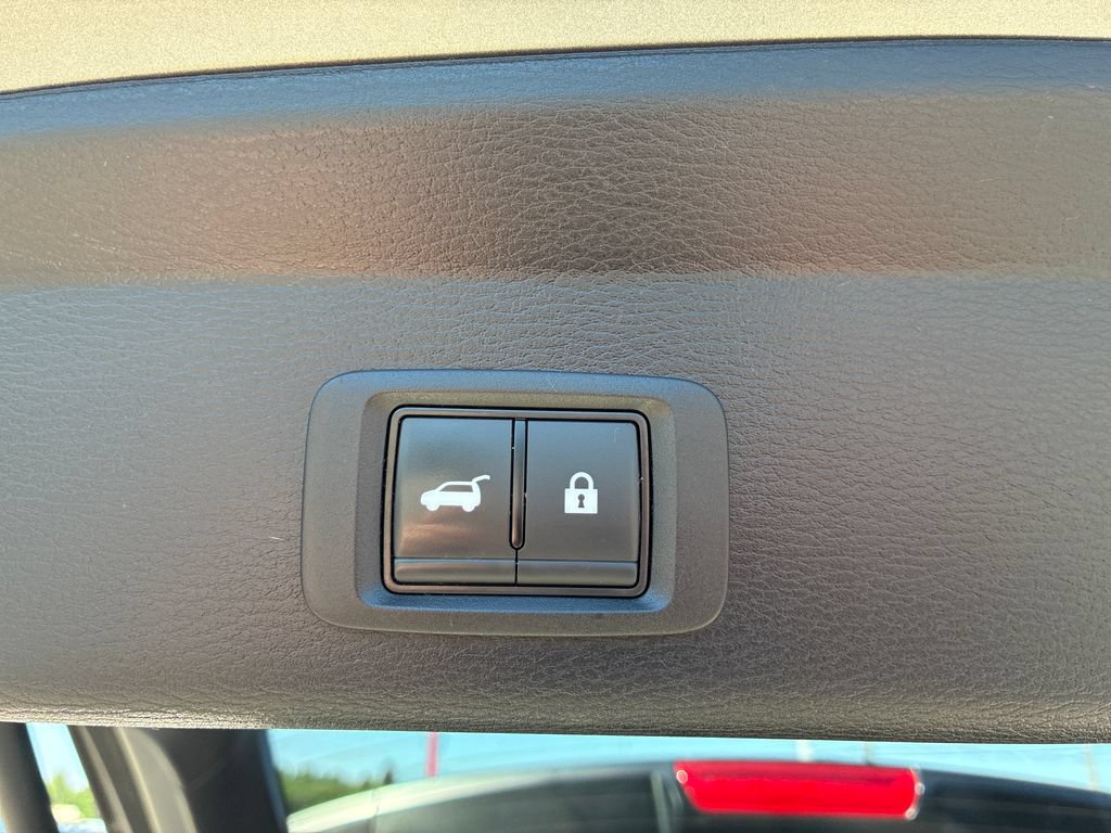 Used 2023 Mitsubishi Outlander SE AWD/4WD image 19