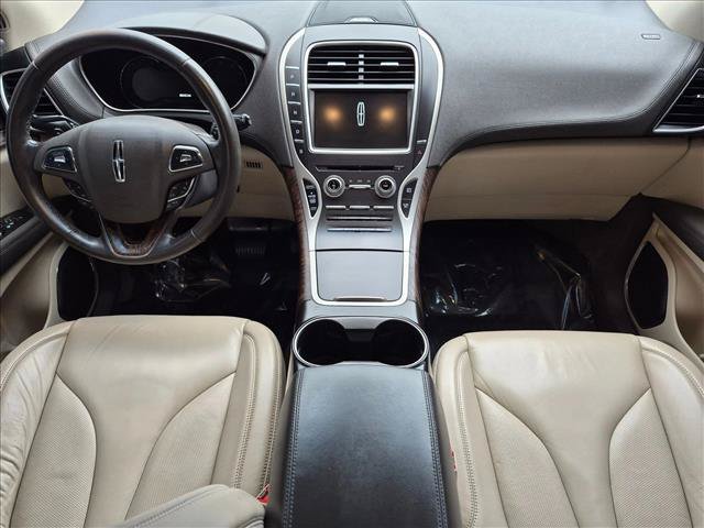 Used 2016 Lincoln MKX Select w/ Select Plus Package FWD image 18