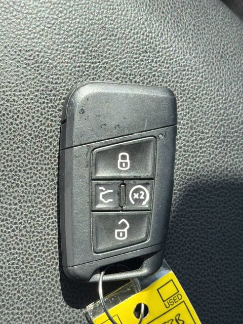 Certified 2020 Volkswagen Jetta SEL FWD image 28
