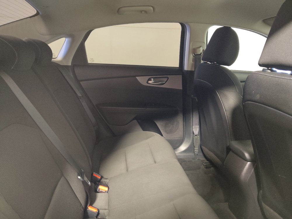 Used 2021 Kia Forte LXS image 19