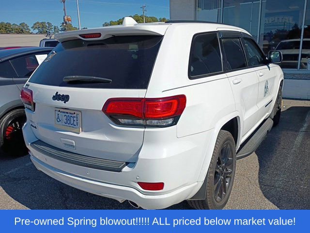 Used 2019 Jeep Grand Cherokee Altitude AWD/4WD image 11