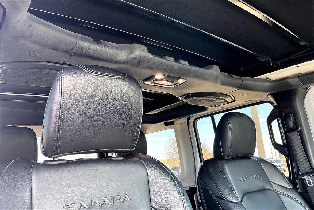 Used 2020 Jeep Wrangler Unlimited Sahara image 21
