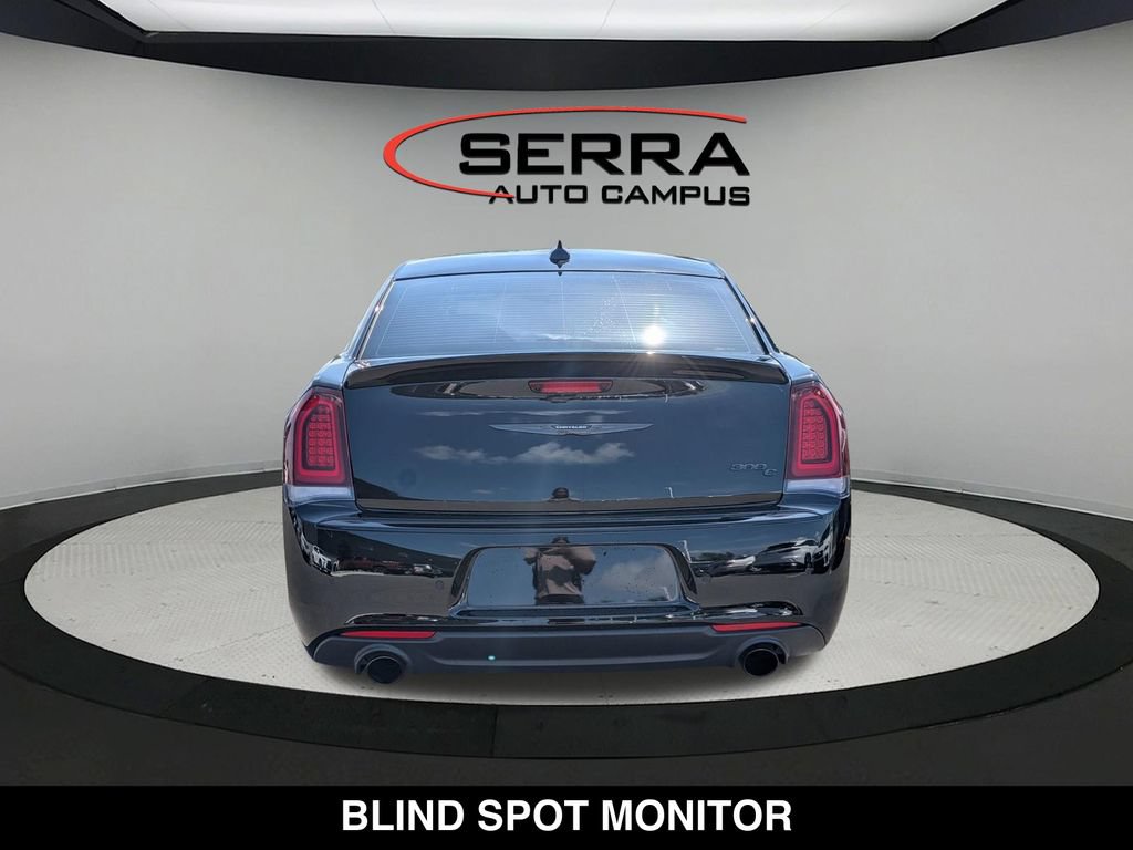 Used 2023 Chrysler 300 C RWD image 12