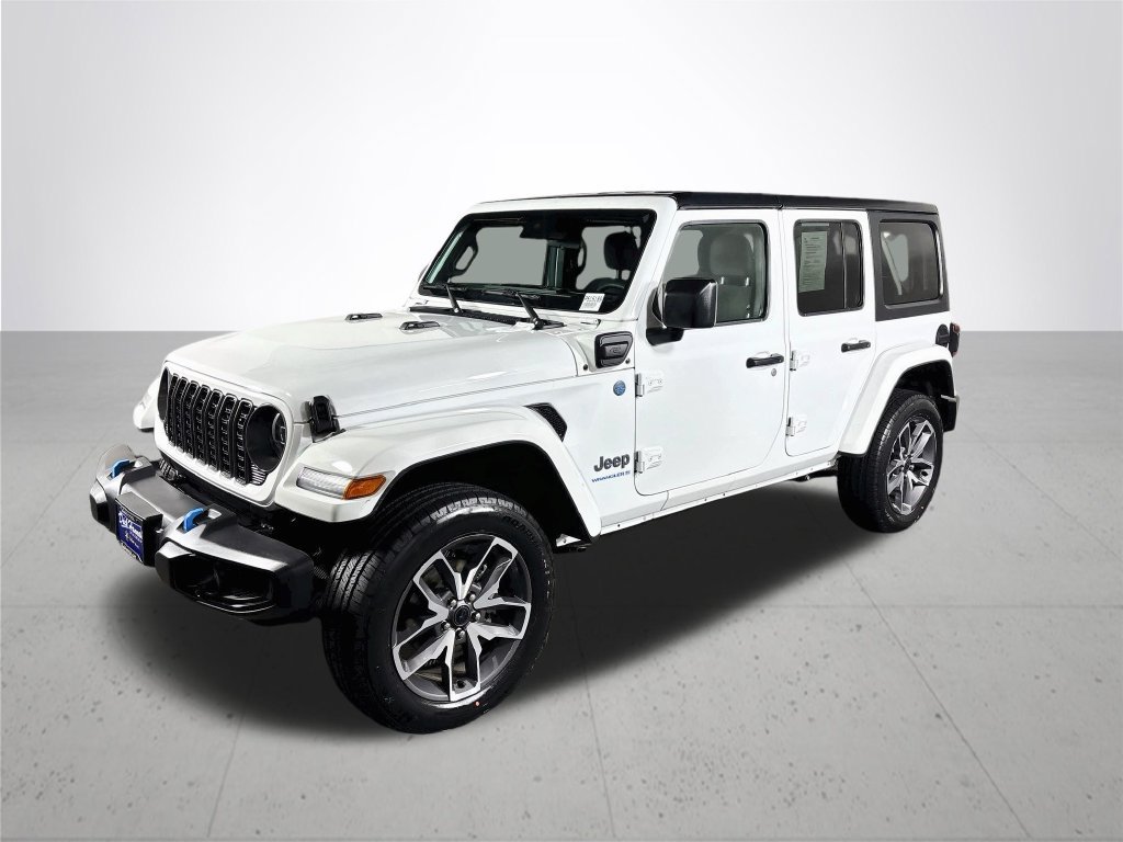 Certified 2024 Jeep Wrangler Unlimited w/ Convenience Group AWD/4WD image 2