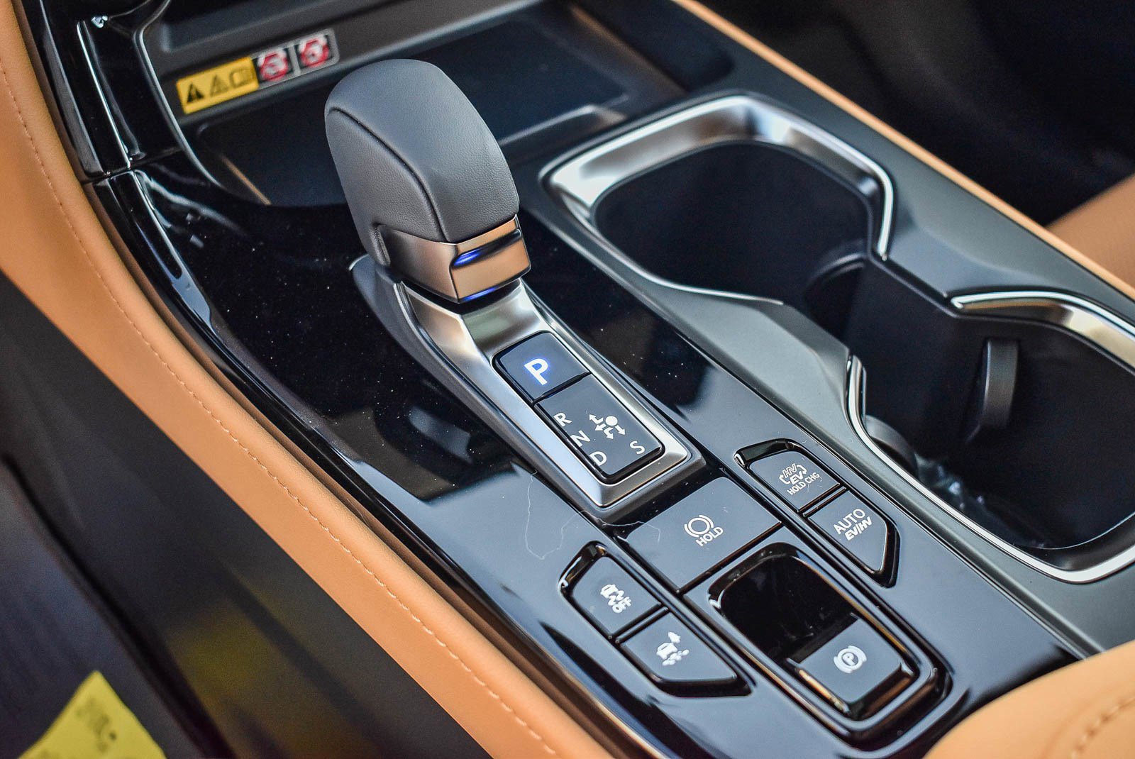 New 2026 Lexus NX 450h+ NX 450h+ Luxury image 18