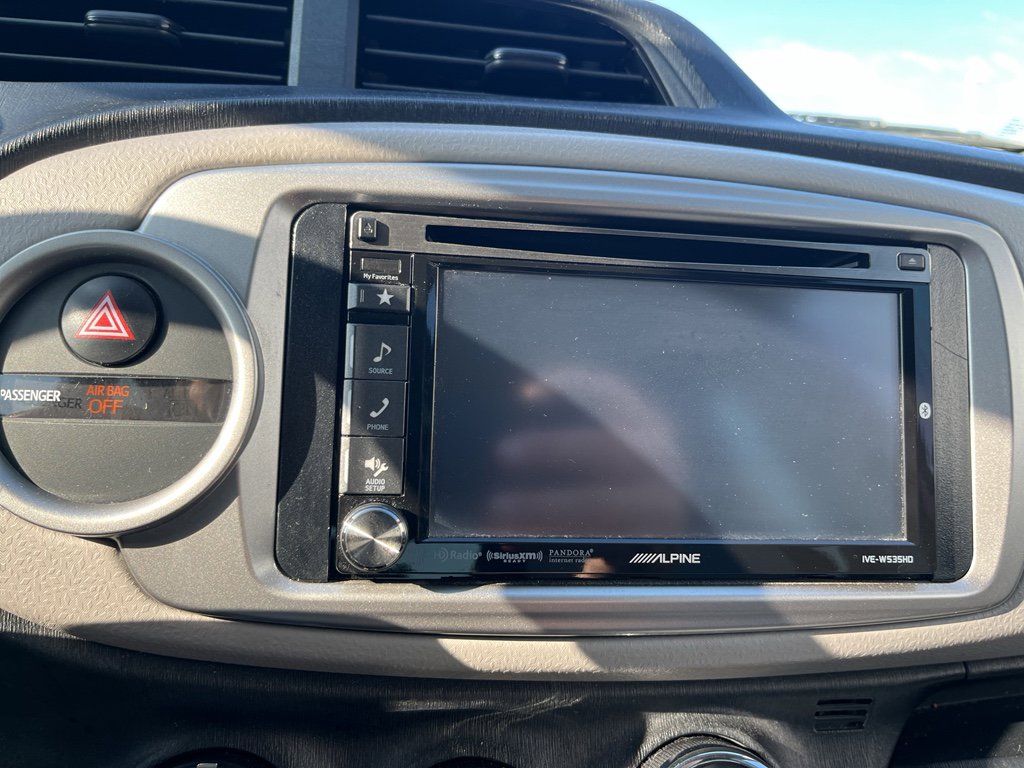 Used 2013 Toyota Yaris LE image 15