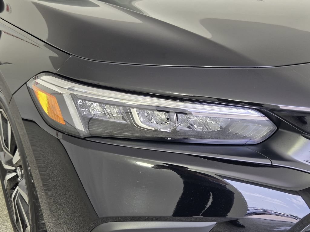 Used 2024 Honda Civic EX image 9